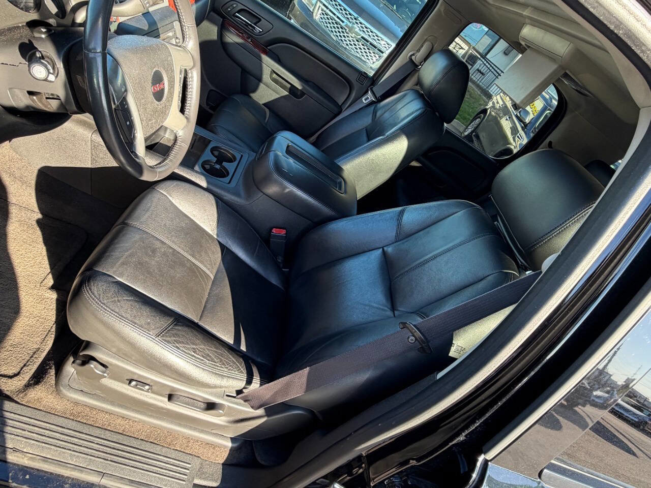 Used 2012 GMC Yukon 4WD Hybrid image 11