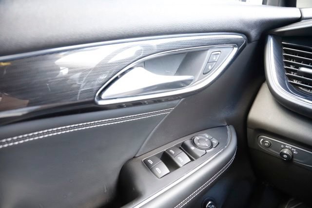 Used 2022 Buick Envision Preferred AWD/4WD image 22
