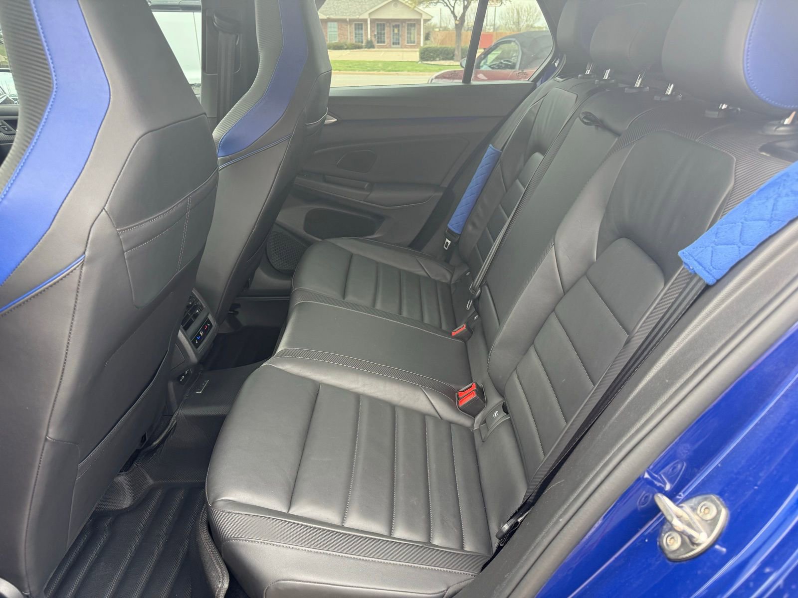 Used 2022 Volkswagen Golf R image 13