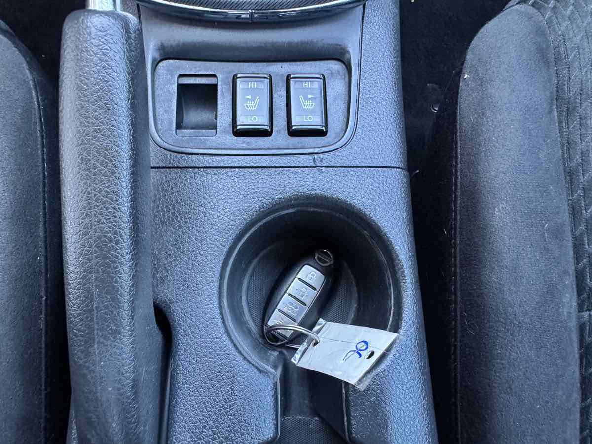 Used 2015 Nissan Sentra SR FWD image 46