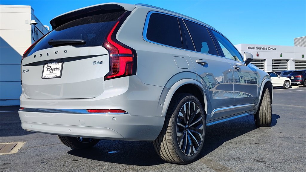 New 2026 Volvo XC90 B6 Plus image 3