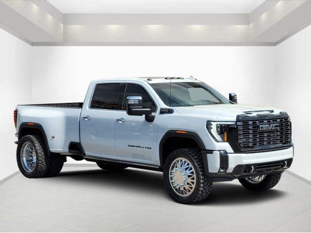 New 2026 GMC Sierra 3500 Denali Ultimate w/ LPO, Black Badging Package image 1