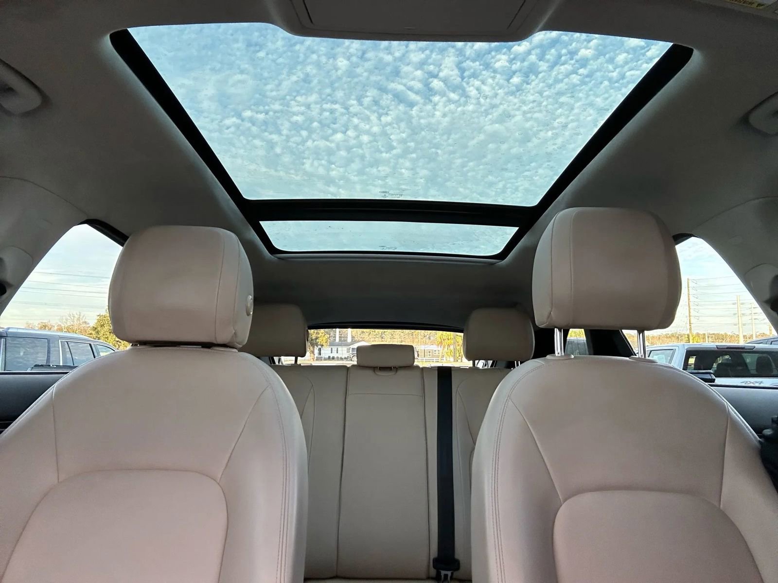 Used 2020 Jaguar F-PACE Premium AWD/4WD image 16