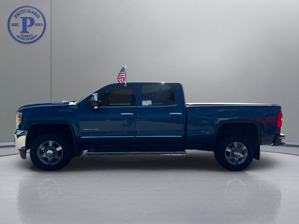 Used 2017 GMC Sierra 3500 SLT w/ Duramax Plus Package AWD/4WD image 4