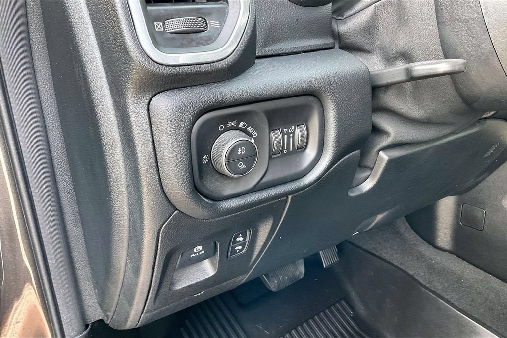 Used 2022 RAM 1500 Laramie AWD/4WD image 23