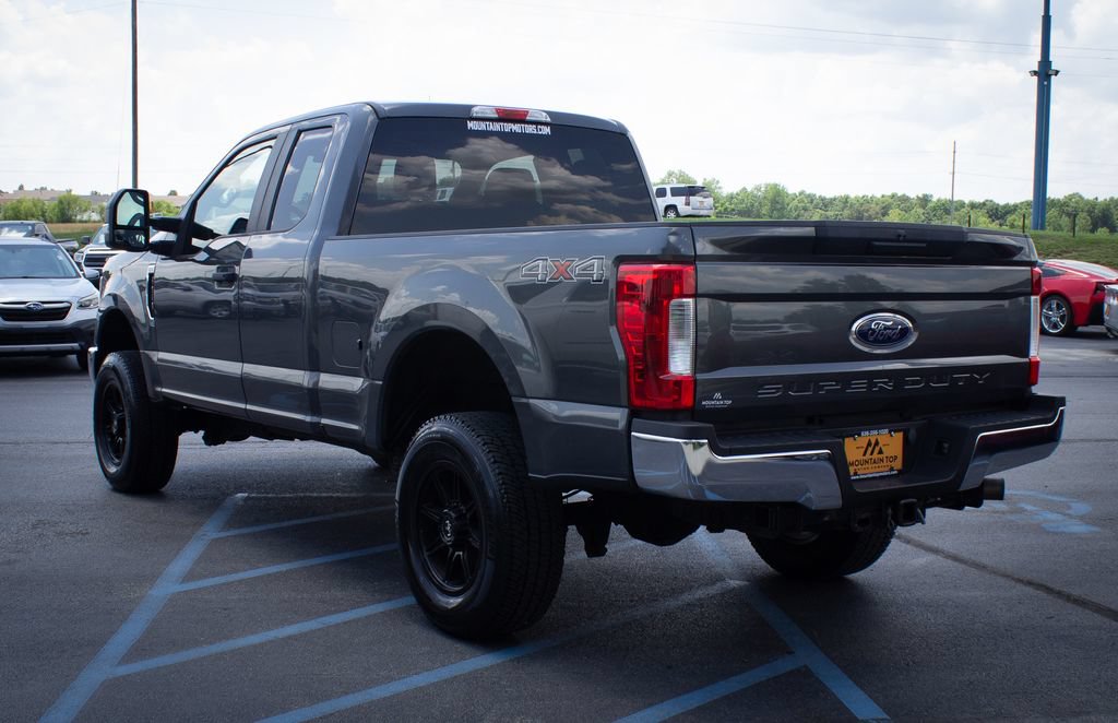 Used 2018 Ford F250 XL w/ STX Appearance Package AWD/4WD image 10