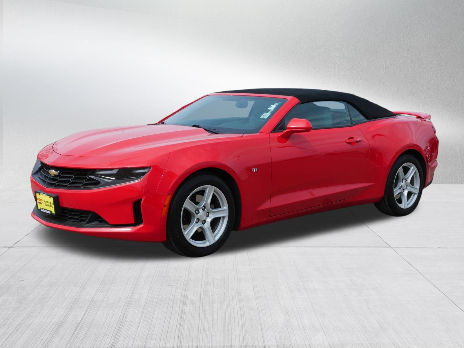 Used 2023 Chevrolet Camaro LT image 3
