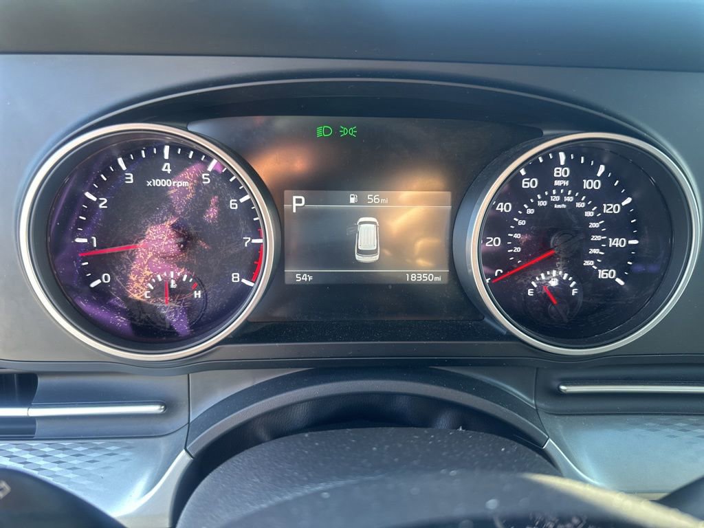 Used 2024 Kia Carnival LX image 25