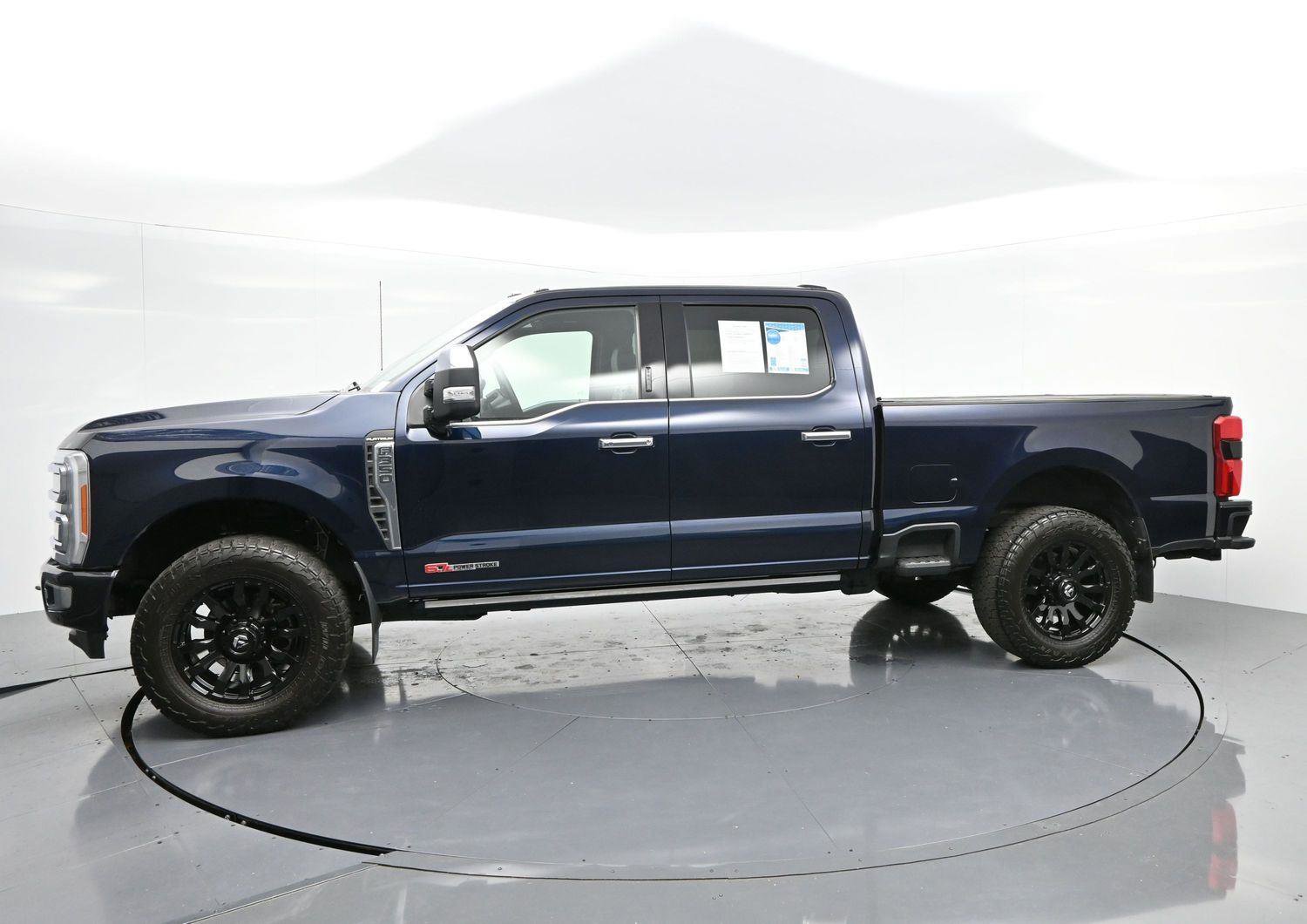 Used 2023 Ford F350 Platinum image 4