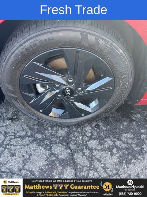 Used 2023 Hyundai Elantra SEL image 7