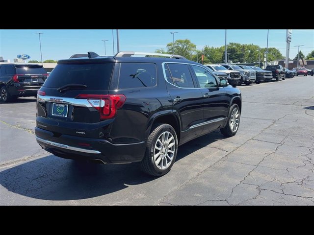 Certified 2023 GMC Acadia Denali w/ Denali Technology Package AWD/4WD image 8