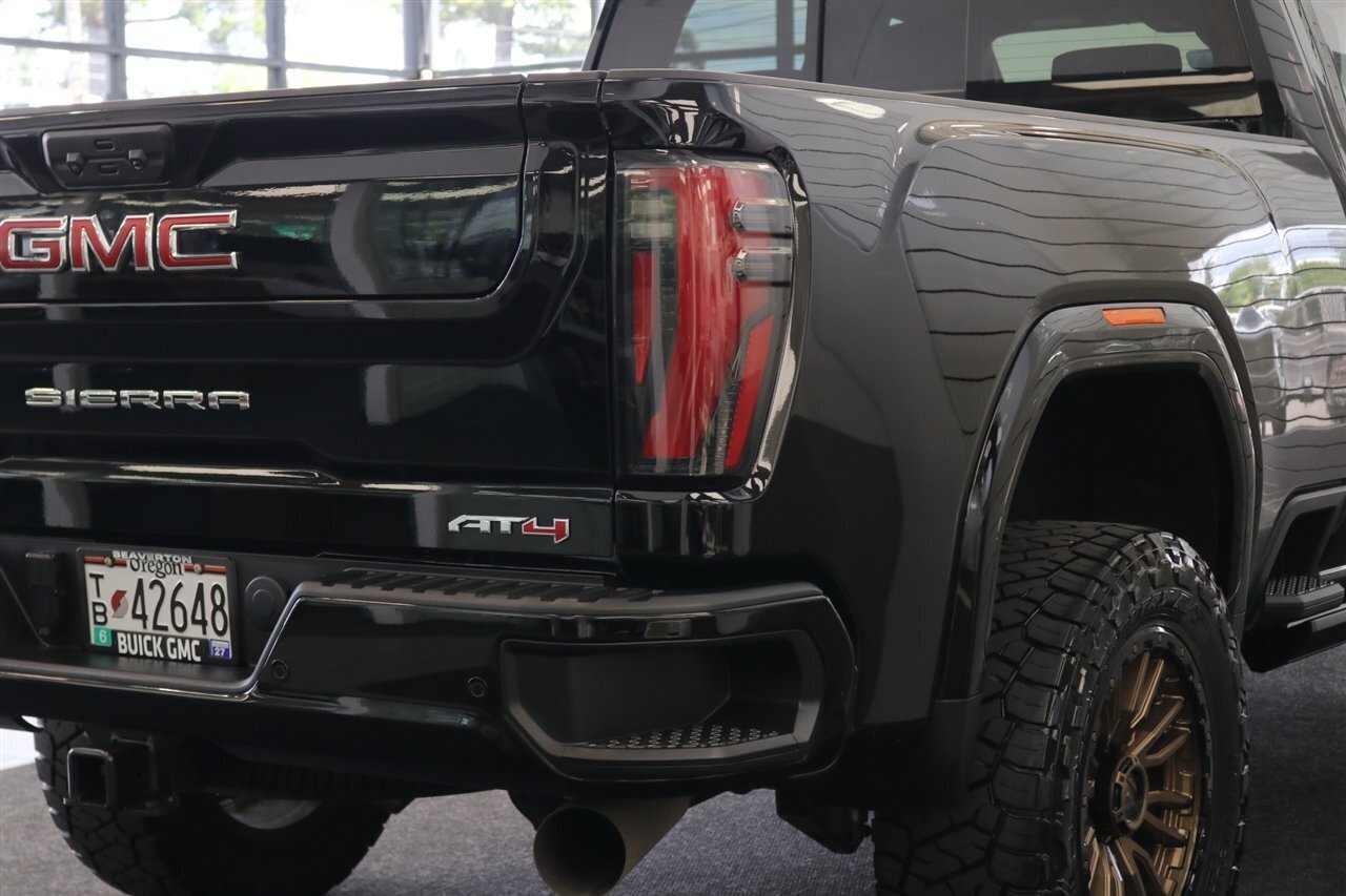 Used 2024 GMC Sierra 3500 AT4 w/ AT4 Premium Plus Package AWD/4WD image 14
