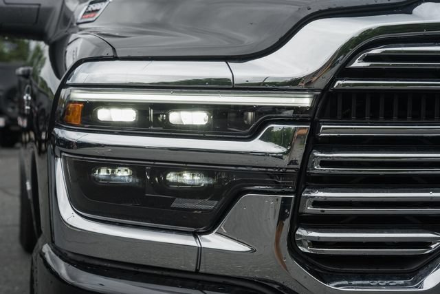 New 2026 RAM 3500 Laramie AWD/4WD image 19