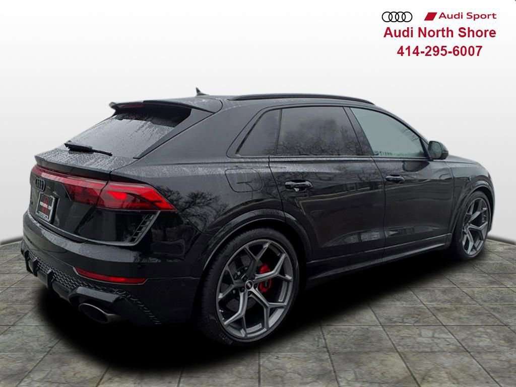New 2026 Audi RS Q8 performance image 3