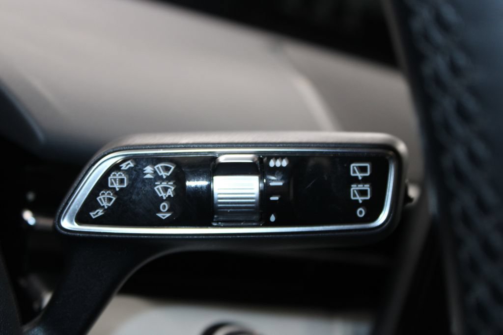 Used 2024 Lincoln Nautilus Reserve AWD/4WD image 27