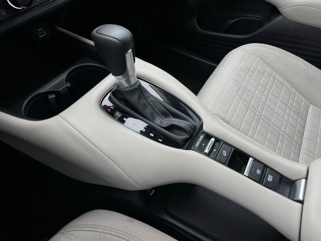 Certified 2025 Honda HR-V LX image 19