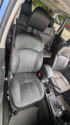 Used 2017 Subaru Forester 2.5i Touring AWD/4WD image 19