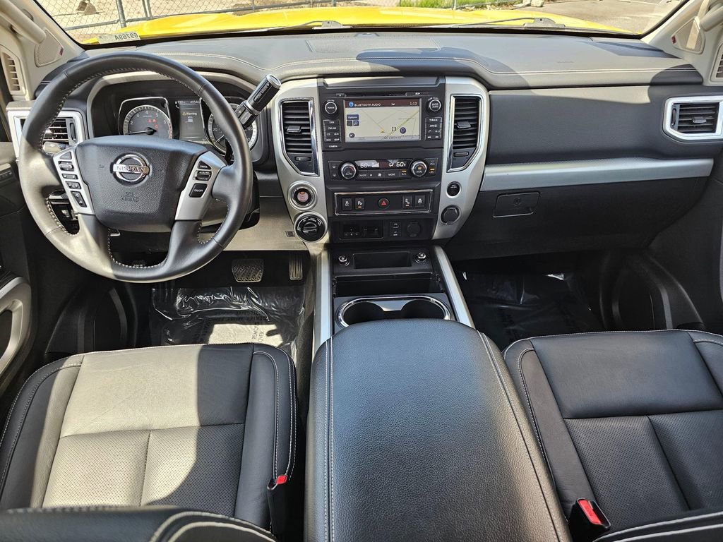 Used 2018 Nissan Titan PRO-4X w/ Pro-4x Convenience Package AWD/4WD image 20