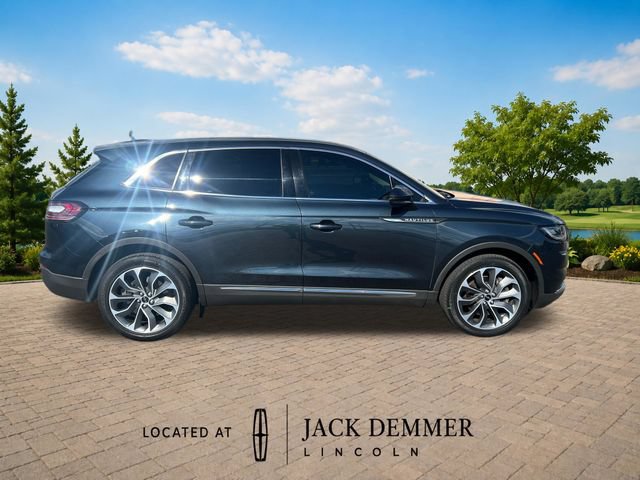 Certified 2023 Lincoln Nautilus Reserve AWD/4WD image 9