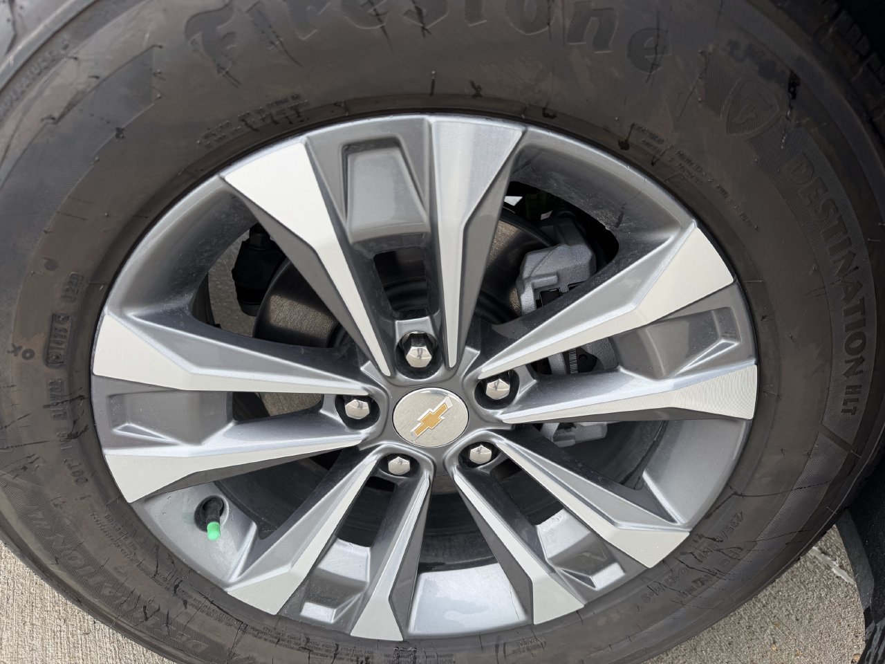 Certified 2026 Chevrolet Equinox LT FWD image 9