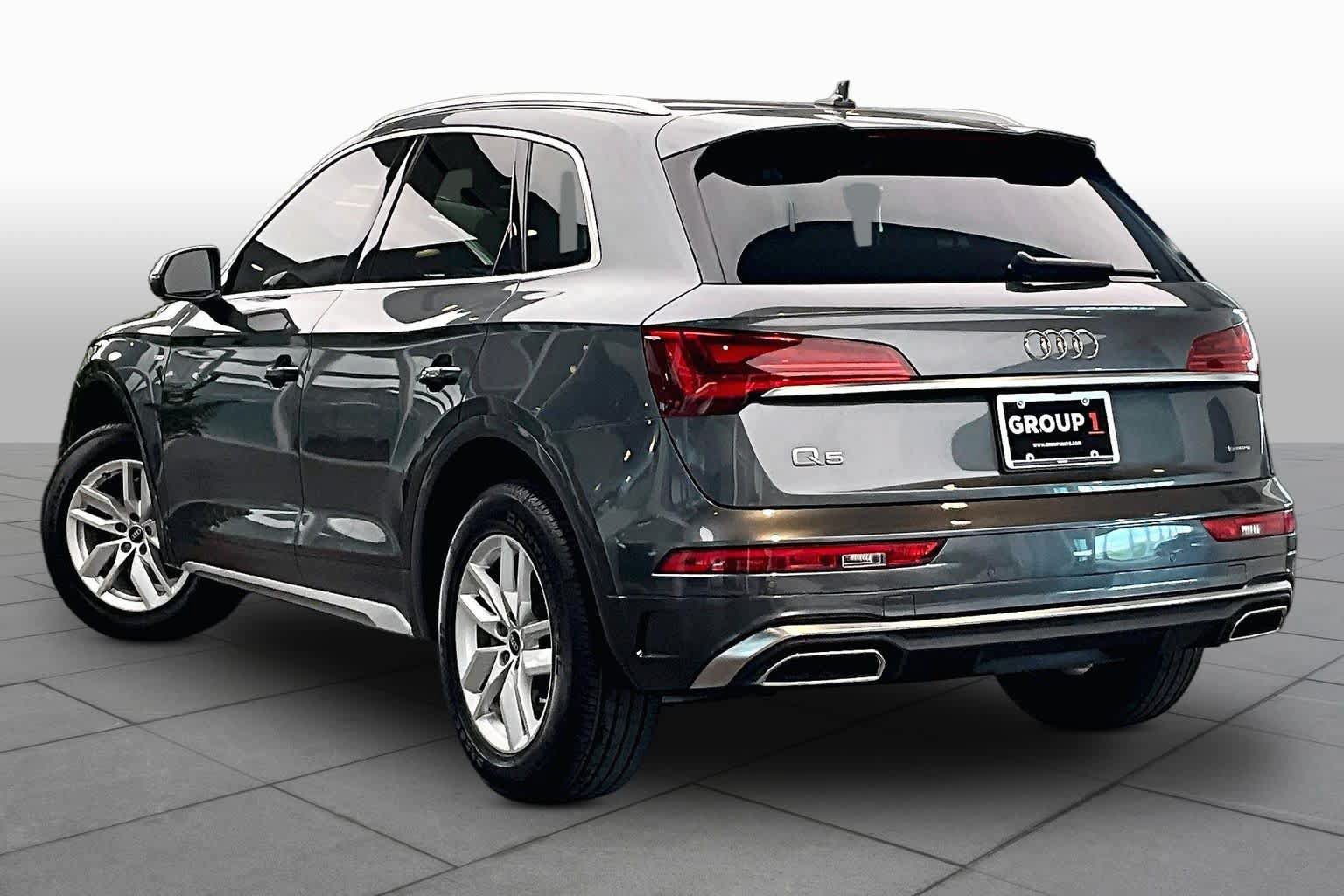 Used 2023 Audi Q5 2.0T Premium w/ Convenience Package AWD/4WD image 12