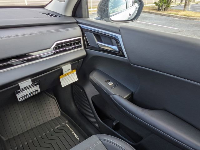 New 2025 Mitsubishi Outlander Trail Edition image 18