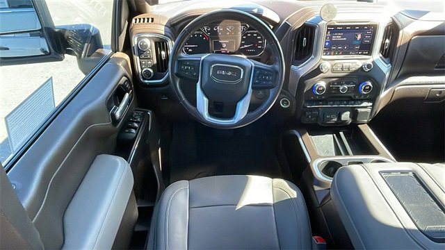 Used 2022 GMC Sierra 2500 SLT w/ SLT Premium Package image 15