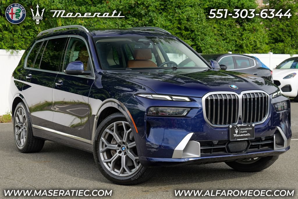 Used 2024 BMW X7 xDrive40i w/ Premium Package AWD/4WD image 1