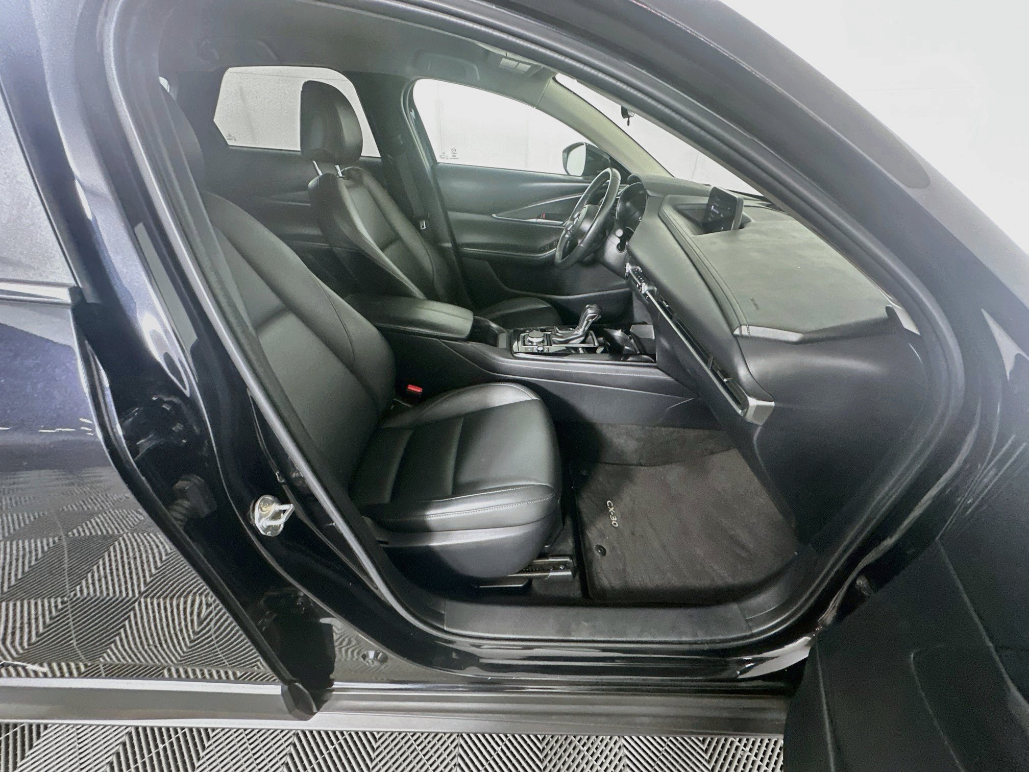 Used 2024 MAZDA CX-30 AWD 2.5 S w/ Select Sport Pkg image 29