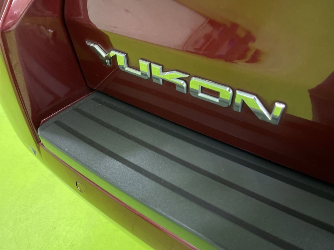 Used 2019 GMC Yukon SLE w/ SLE Value Package image 13