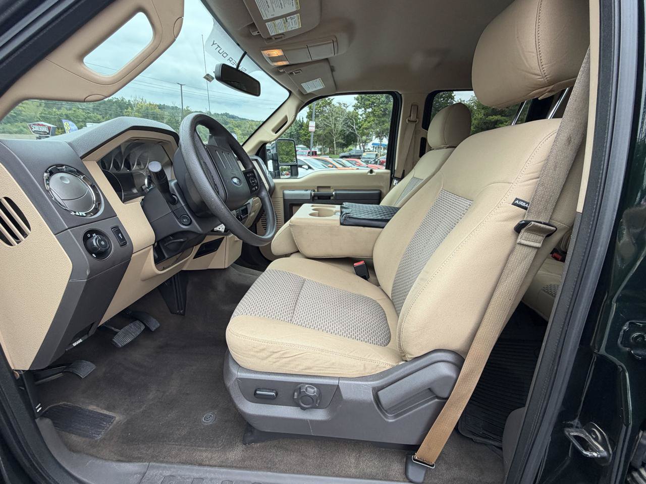 Used 2016 Ford F450 XLT w/ XLT Premium Package AWD/4WD image 14