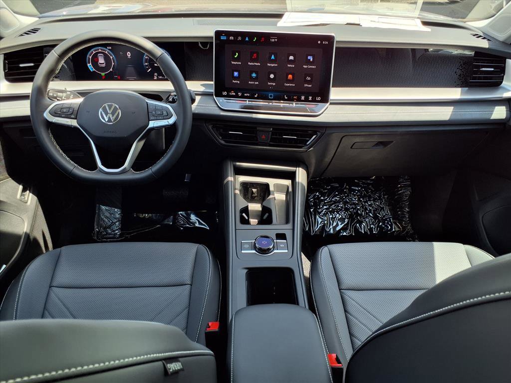 New 2026 Volkswagen Tiguan SE image 12