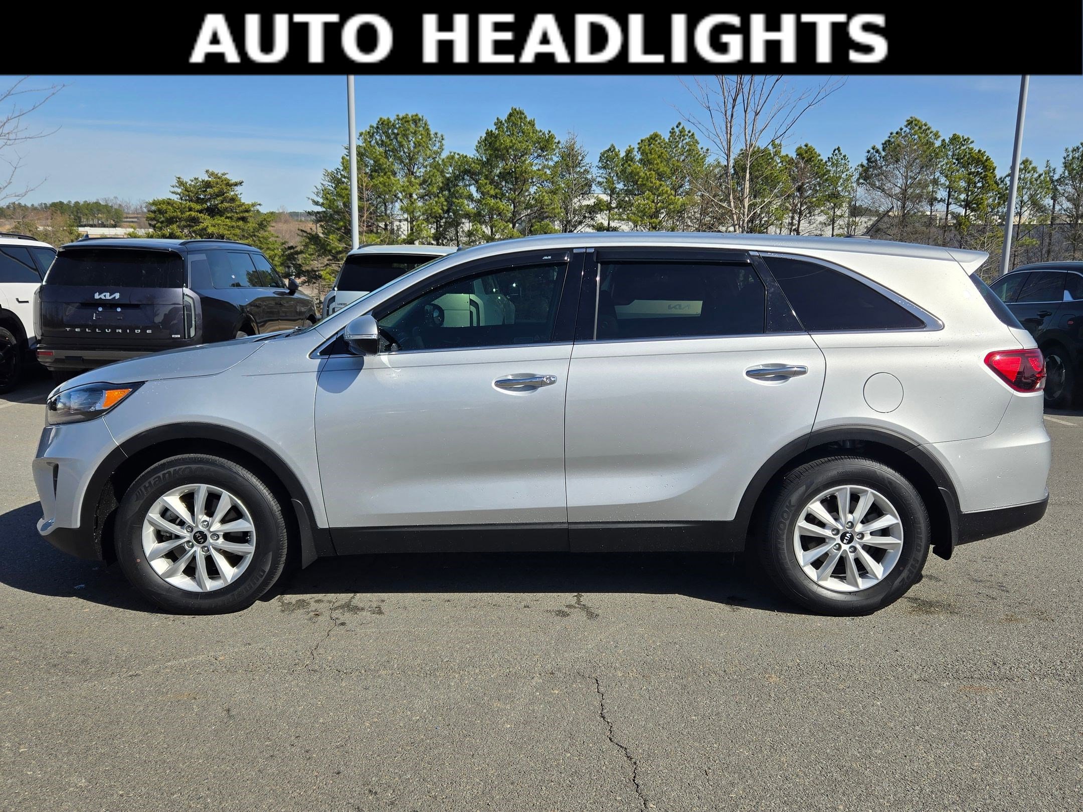 Certified 2019 Kia Sorento LX image 4