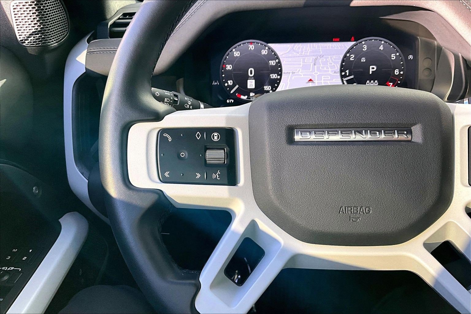 Used 2024 Land Rover Defender 110 S image 18