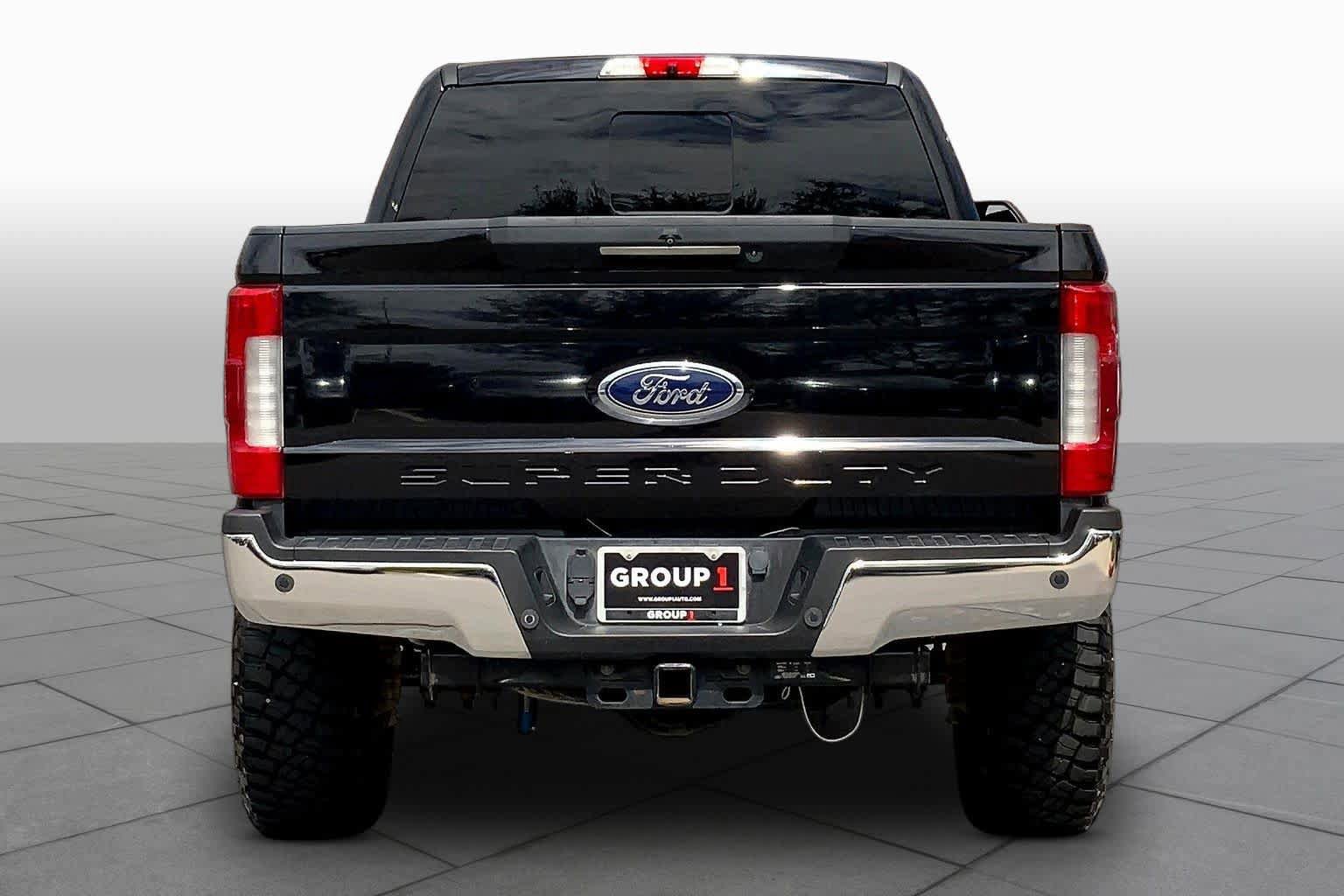 Used 2019 Ford F250 Lariat w/ Lariat Ultimate Package image 5