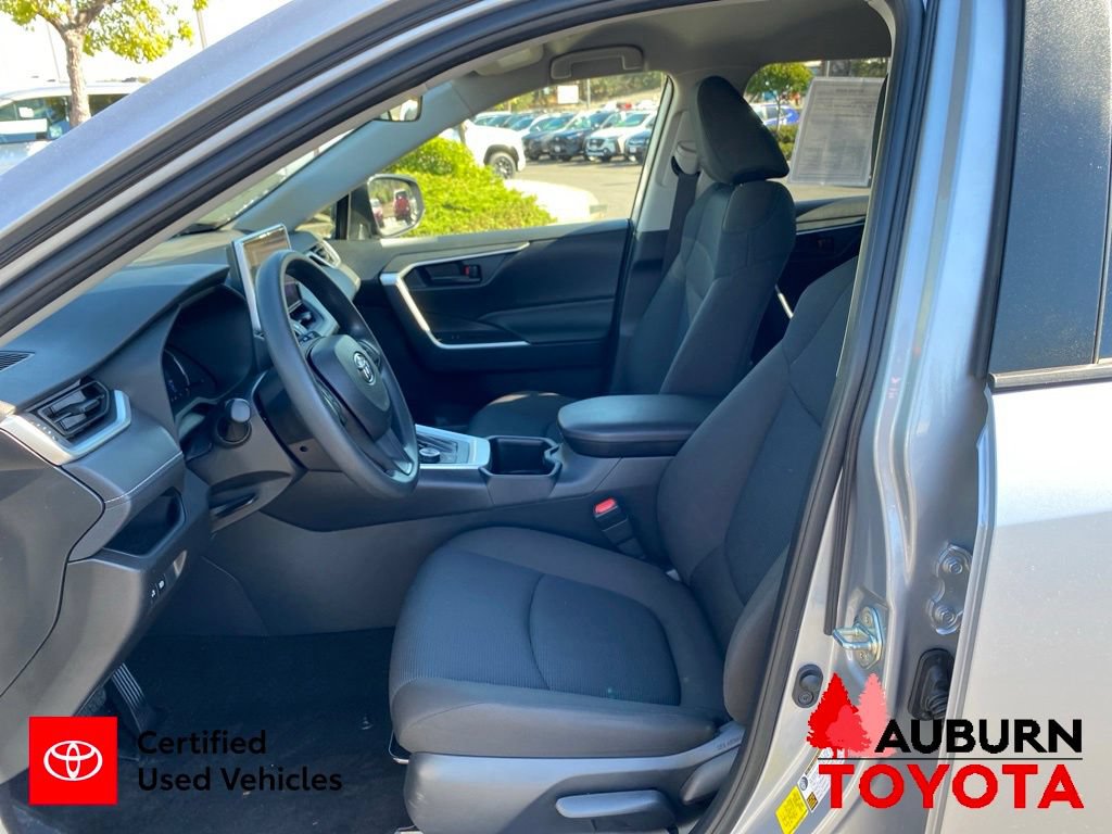 Certified 2024 Toyota RAV4 LE AWD/4WD image 29