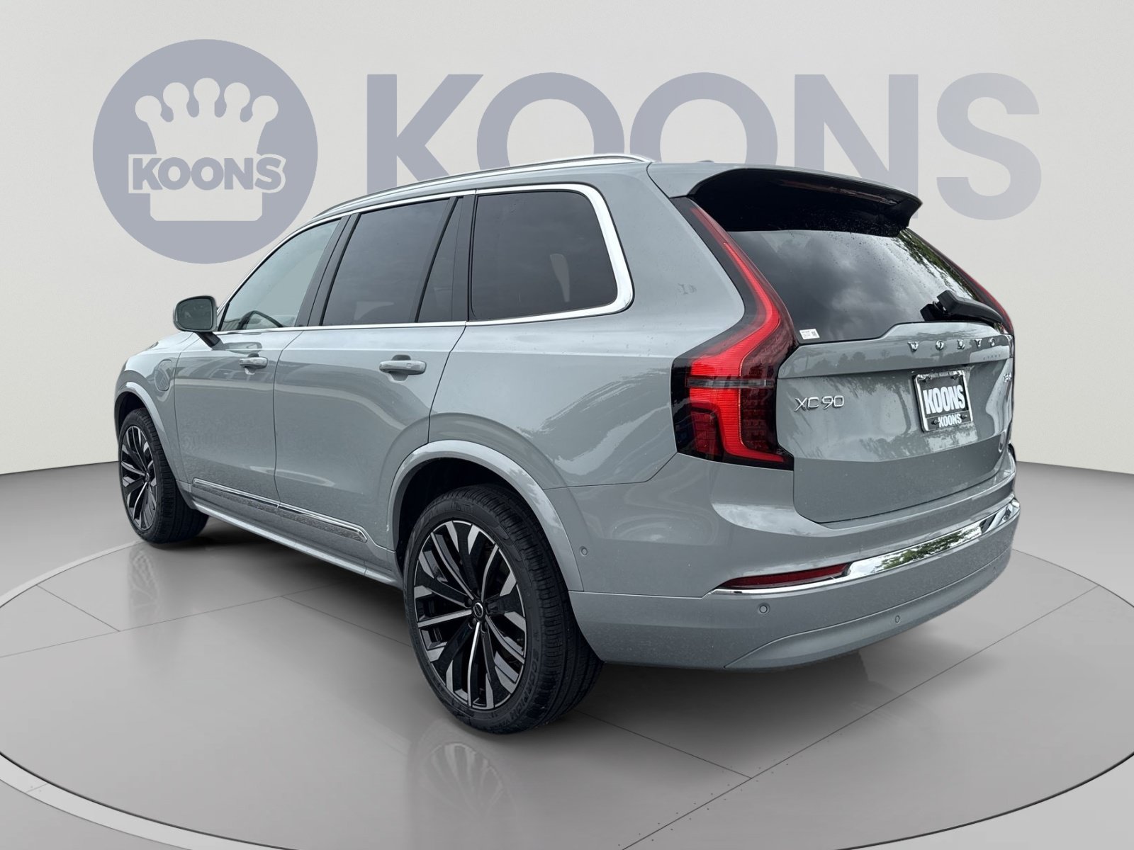New 2026 Volvo XC90 T8 Ultra w/ Protection Package AWD/4WD image 4