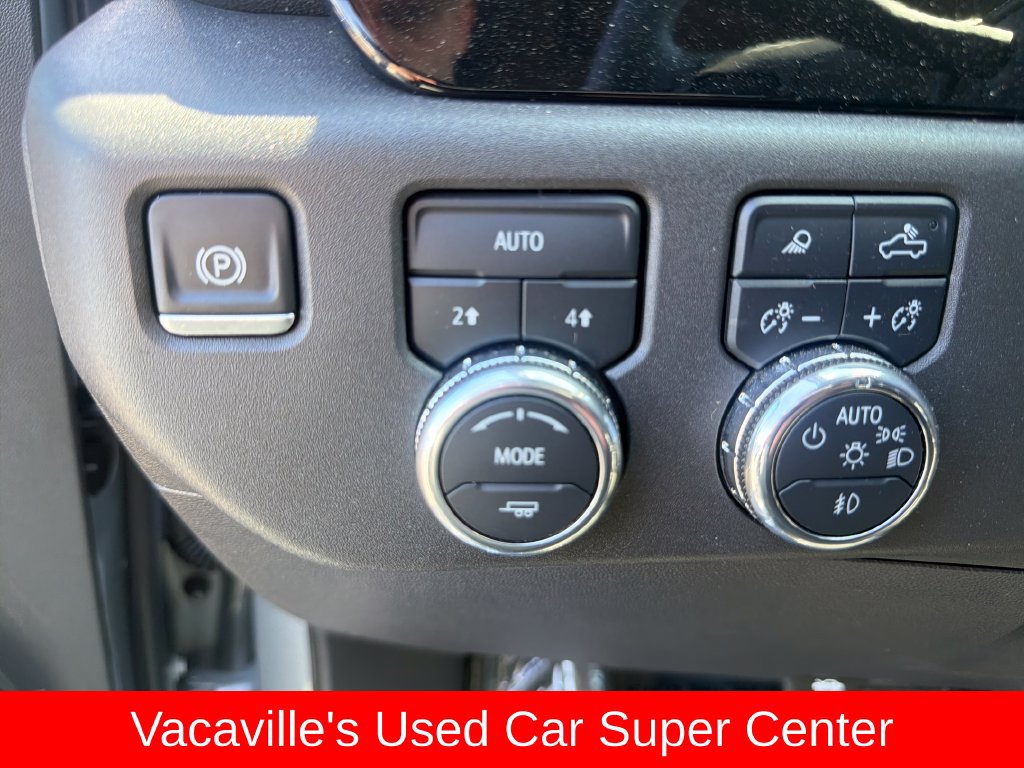 Used 2025 GMC Sierra 1500 SLT AWD/4WD image 21