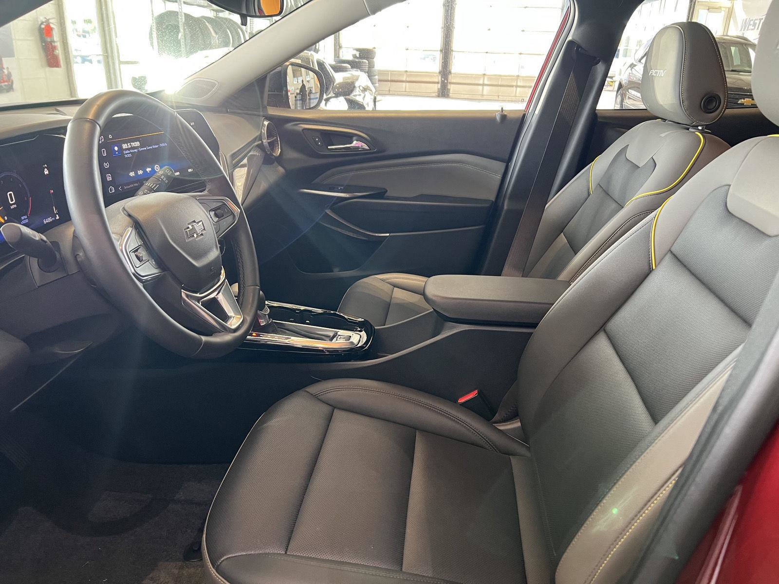 Used 2024 Chevrolet Trax ACTIV w/ Driver Confidence Package FWD image 12