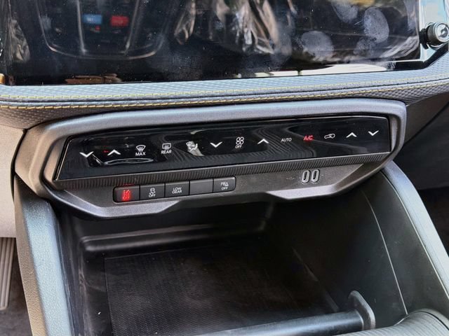 New 2026 Jeep Cherokee Overland AWD/4WD image 15