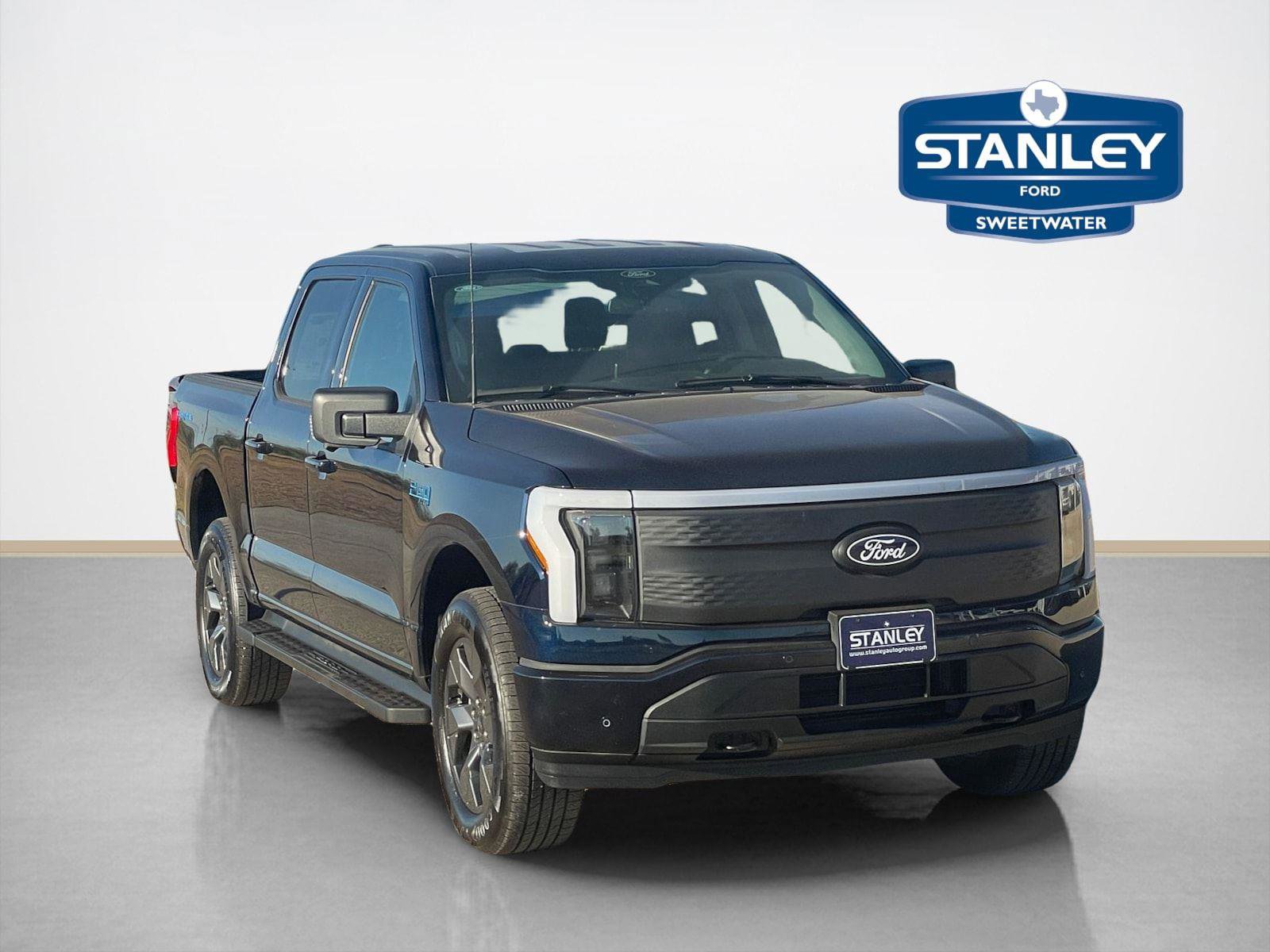 New 2025 Ford F150 Lightning Flash