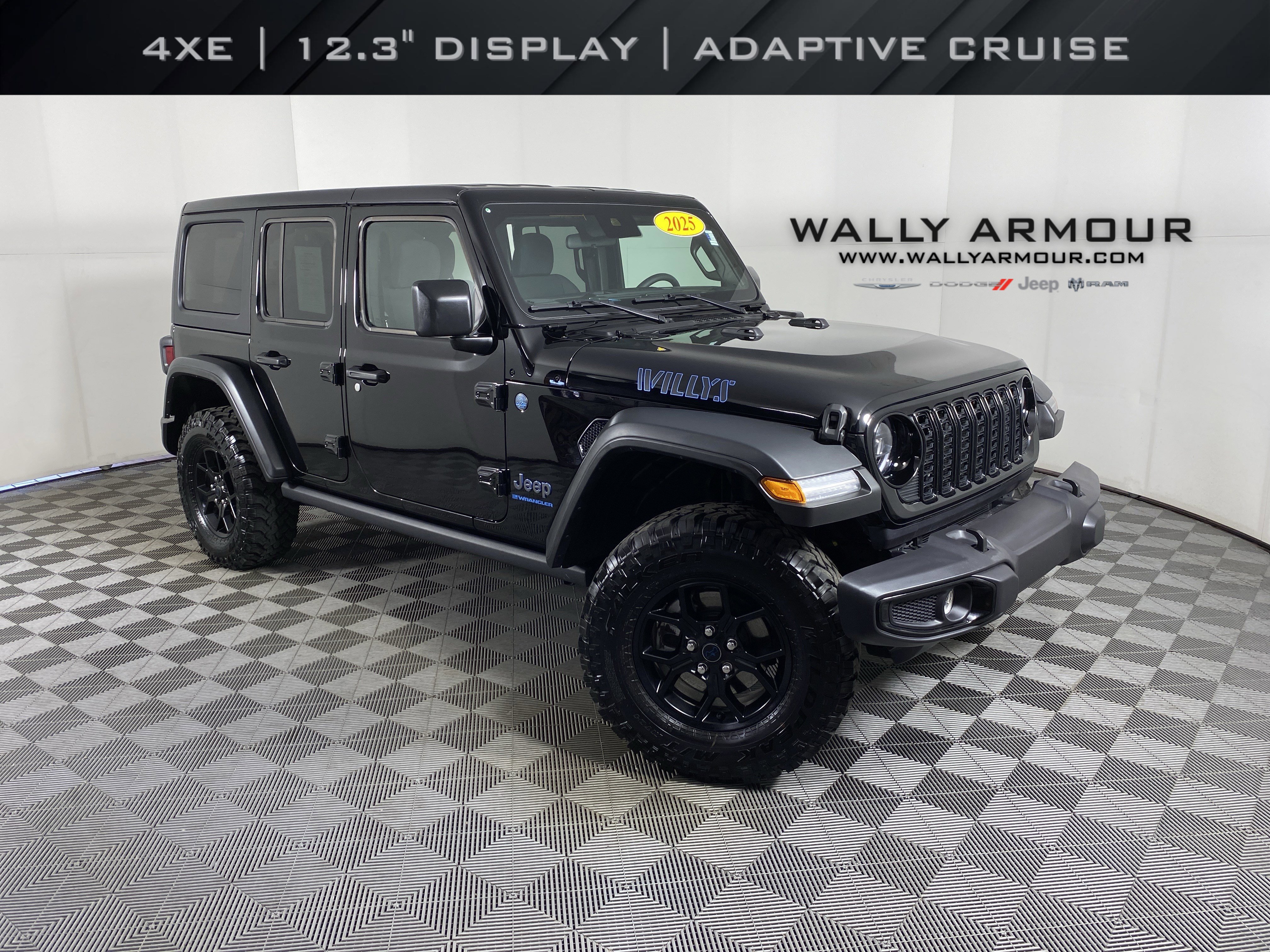 Used 2025 Jeep Wrangler Willys image 1