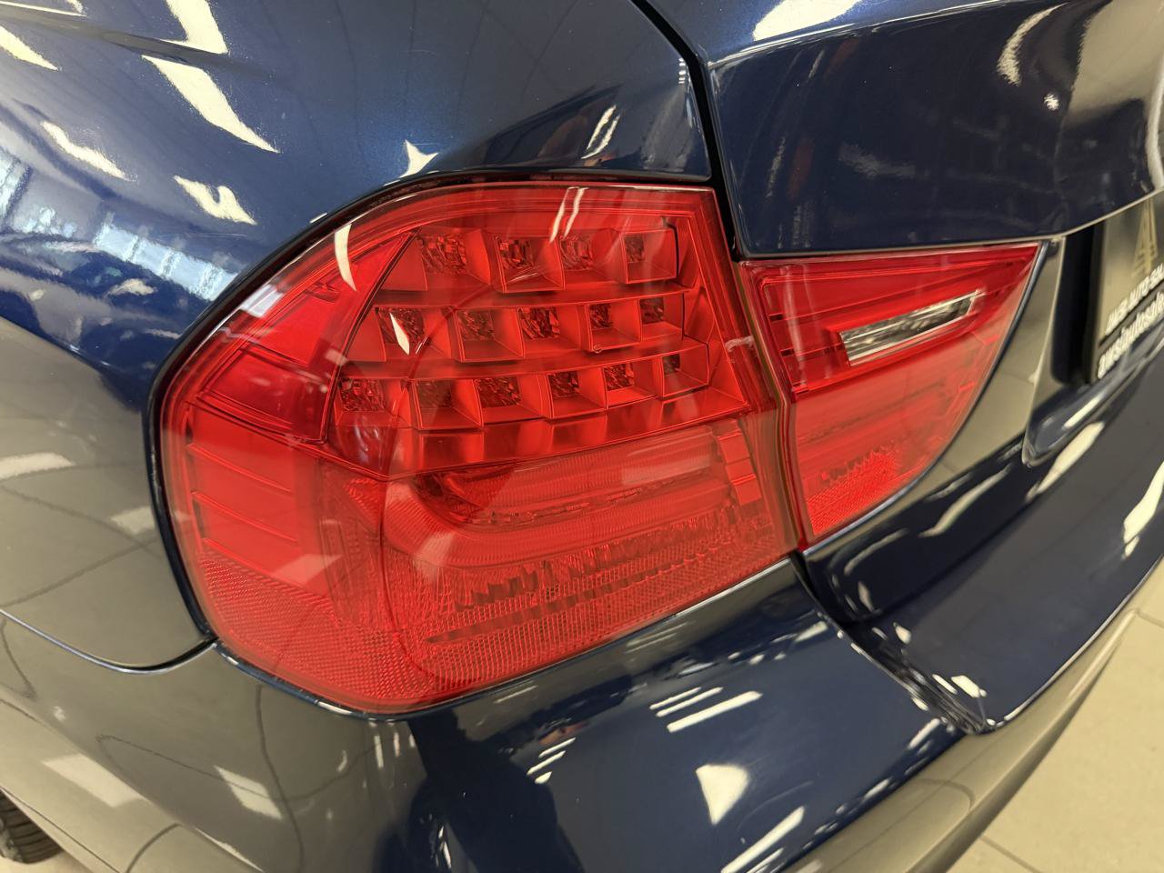 Used 2011 BMW 328i Sedan RWD image 22