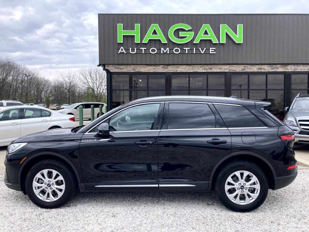 Used 2023 Lincoln Corsair Reserve image 1