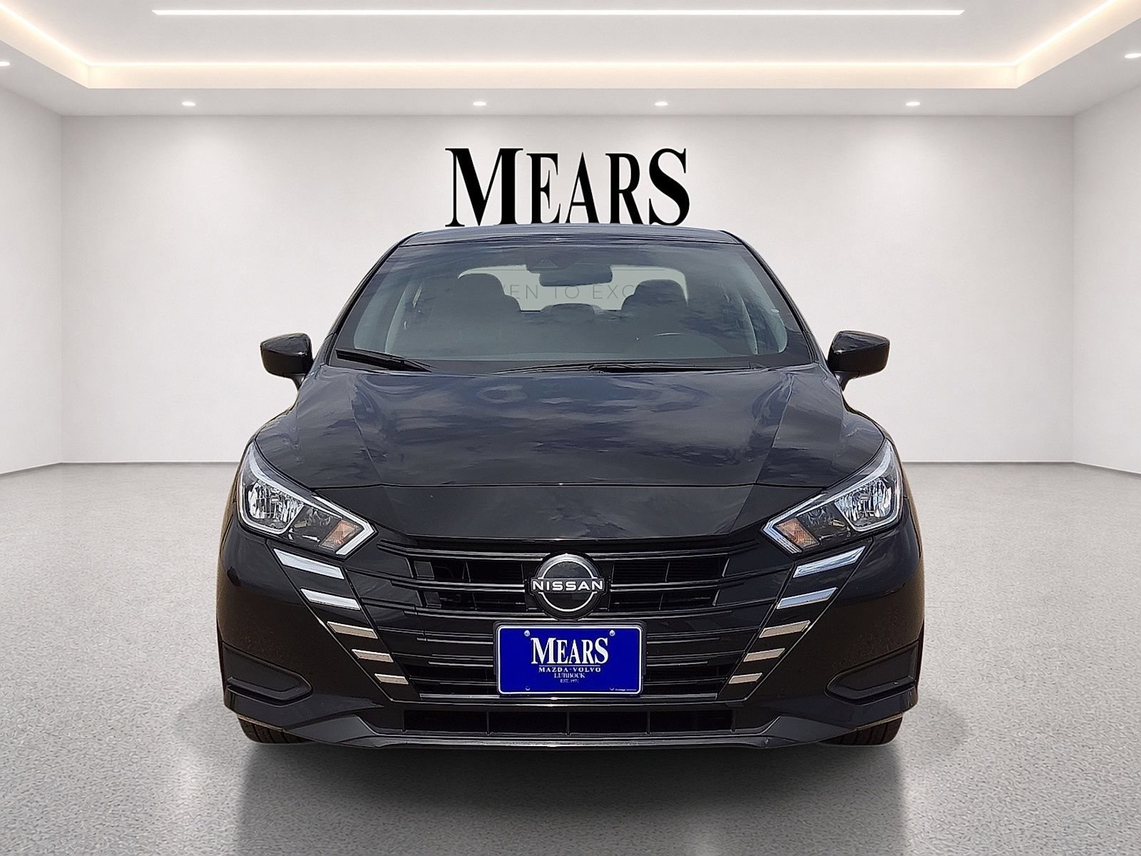 Used 2024 Nissan Versa SV FWD image 8