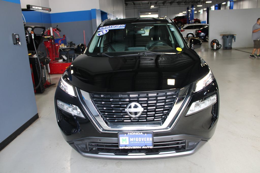 Used 2023 Nissan Rogue SL w/ SL Premium Package FWD image 2