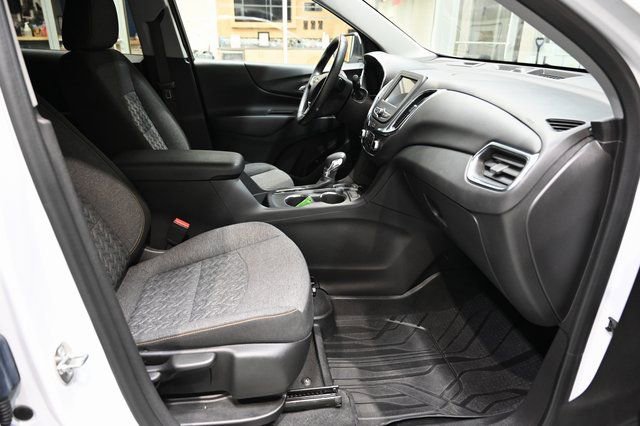 Used 2023 Chevrolet Equinox LT image 10