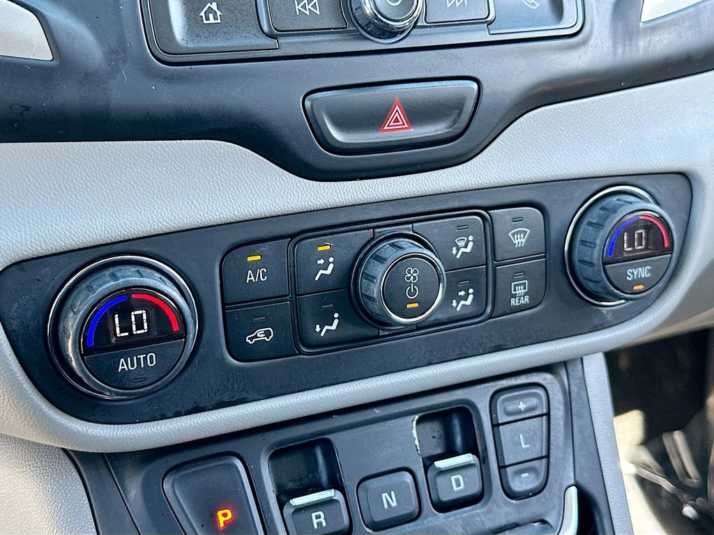 Used 2019 GMC Terrain SLE w/ Driver Convenience Package image 15