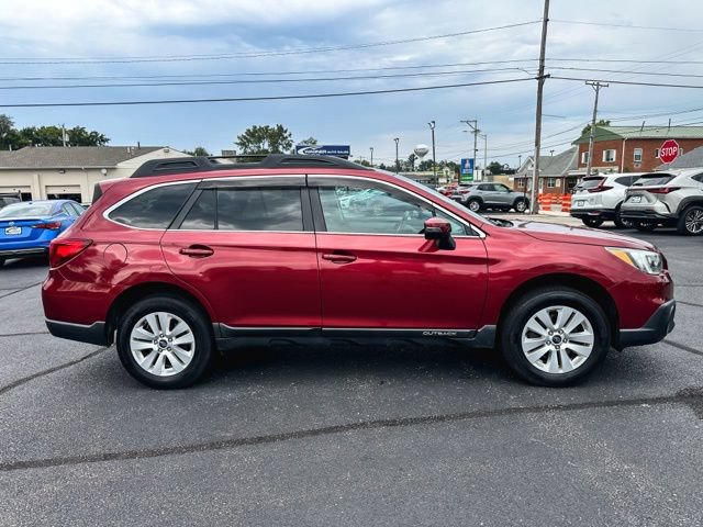 Used 2017 Subaru Outback 2.5i Premium AWD/4WD image 9