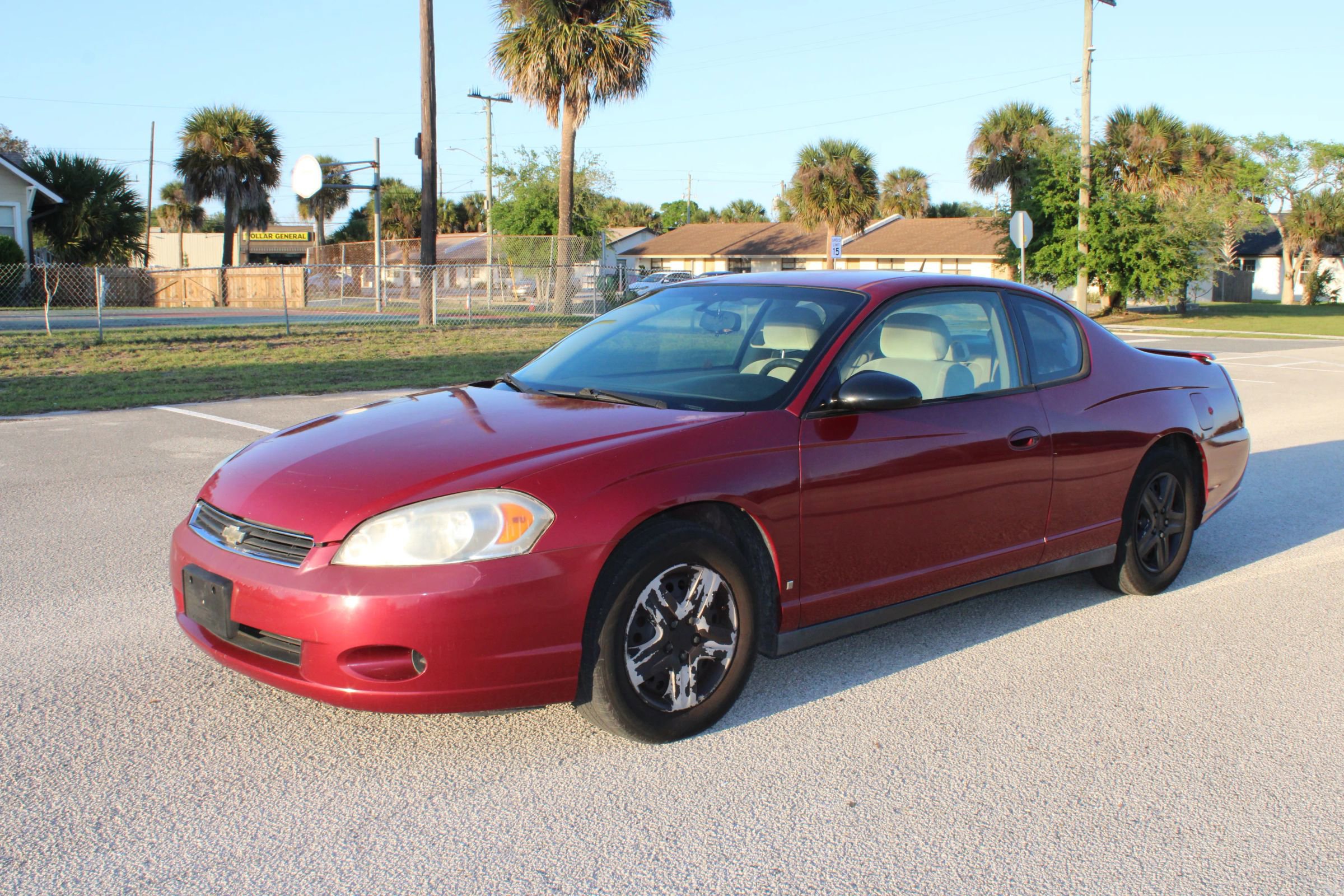 Used 2006 Chevrolet Monte Carlo LS FWD image 4